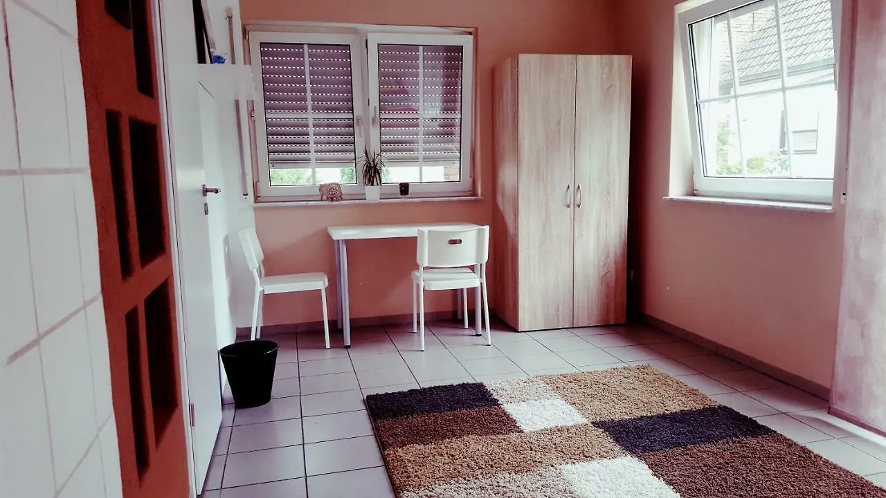 White House 'Privatzimmer' Mannheim Privatunterkunft